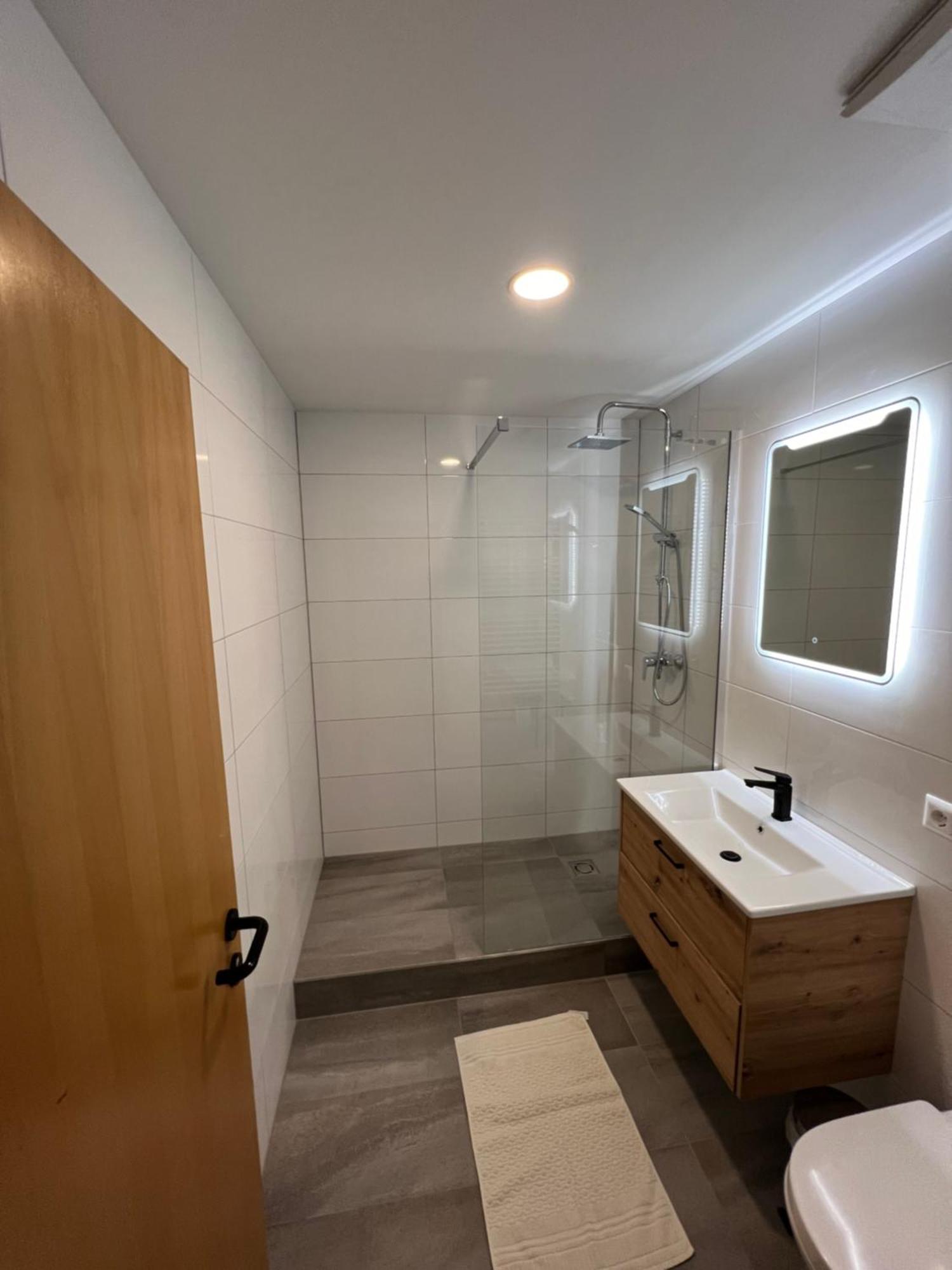 Apartment Cara